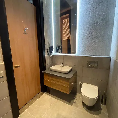 Ξενοδοχείο Warszawski *