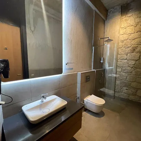 Ξενοδοχείο Warszawski *