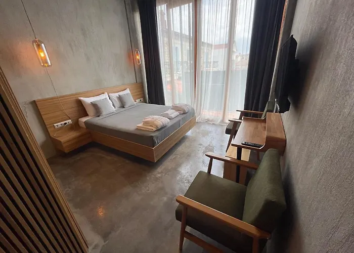 Otel Warszawski